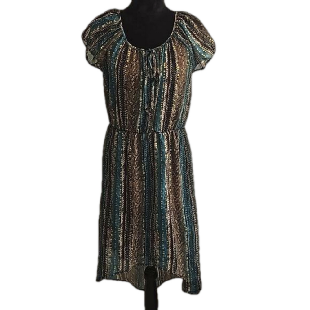 NWT Maurices short sleeve high low lined multi color dress size medium